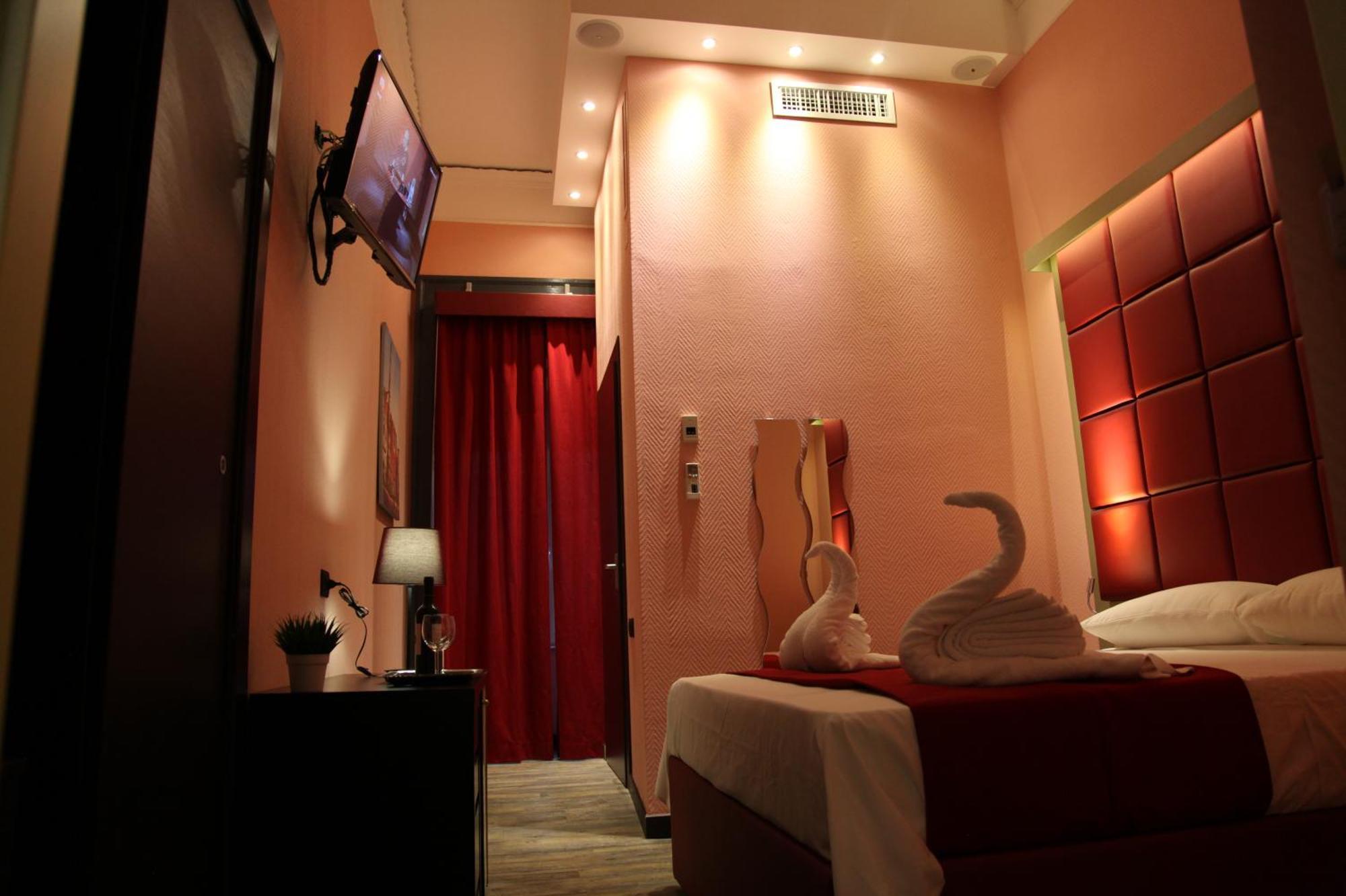 Dolce Vita Rooms Napoli Esterno foto