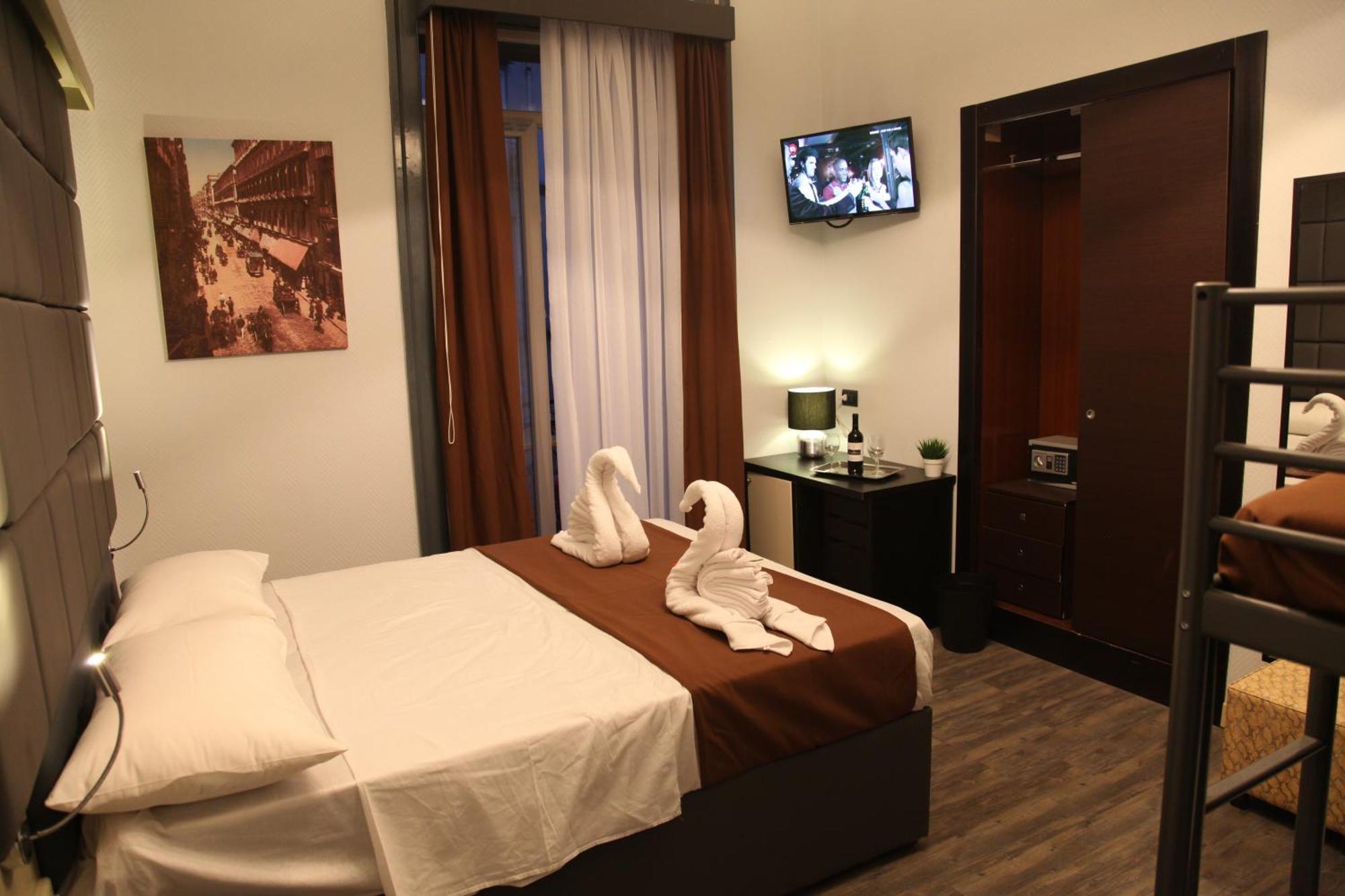 Dolce Vita Rooms Napoli Esterno foto