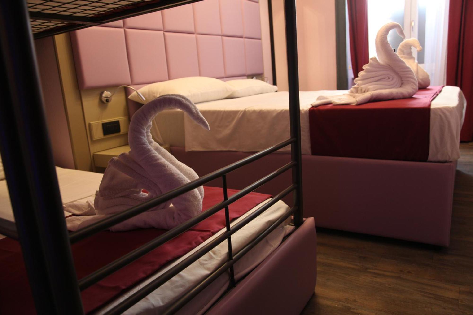 Dolce Vita Rooms Napoli Esterno foto